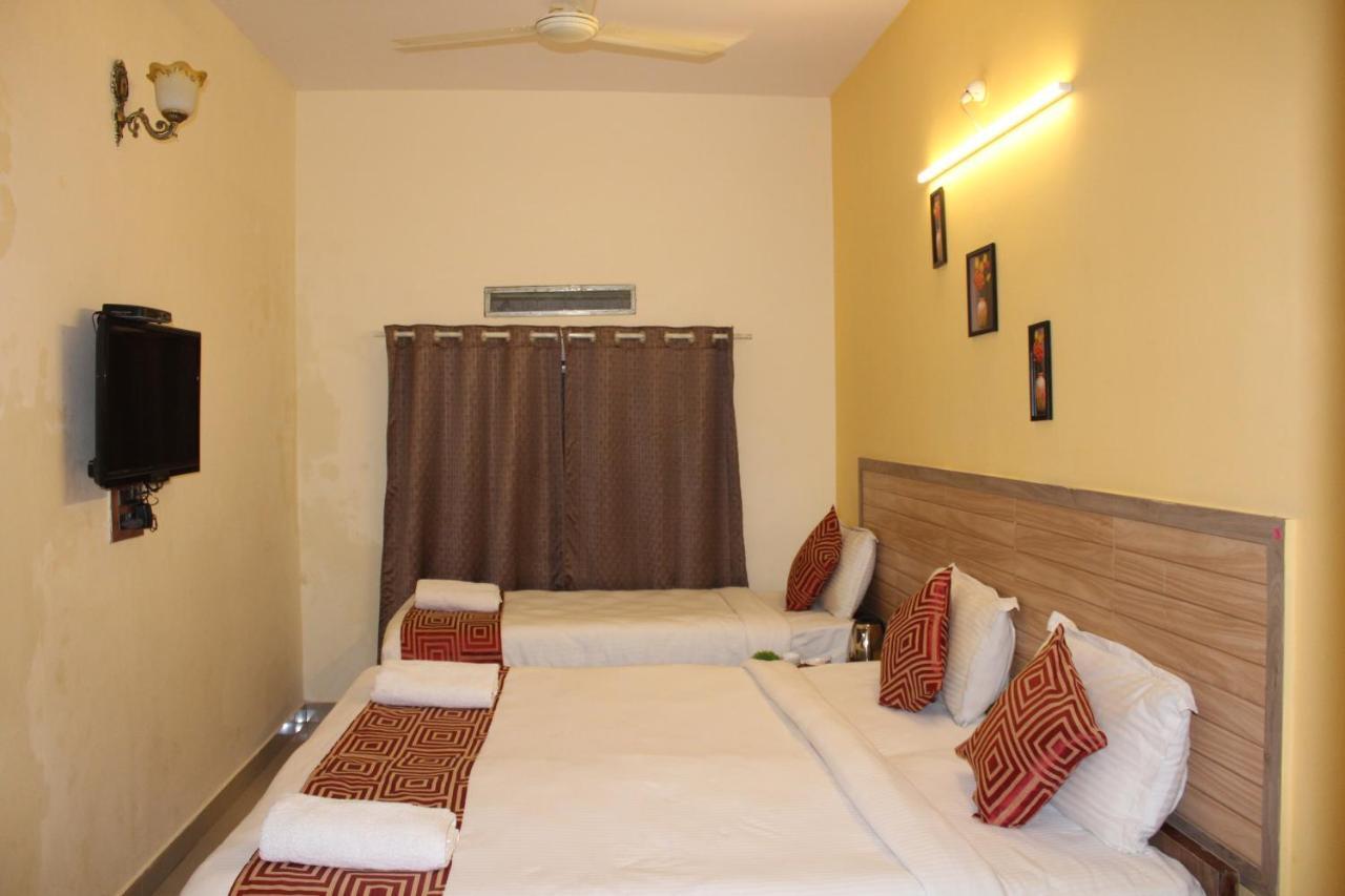 Kaveri Hotel Bed & Breakfast Májszúr Kültér fotó