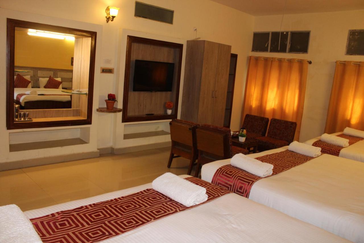 Kaveri Hotel Bed & Breakfast Májszúr Kültér fotó